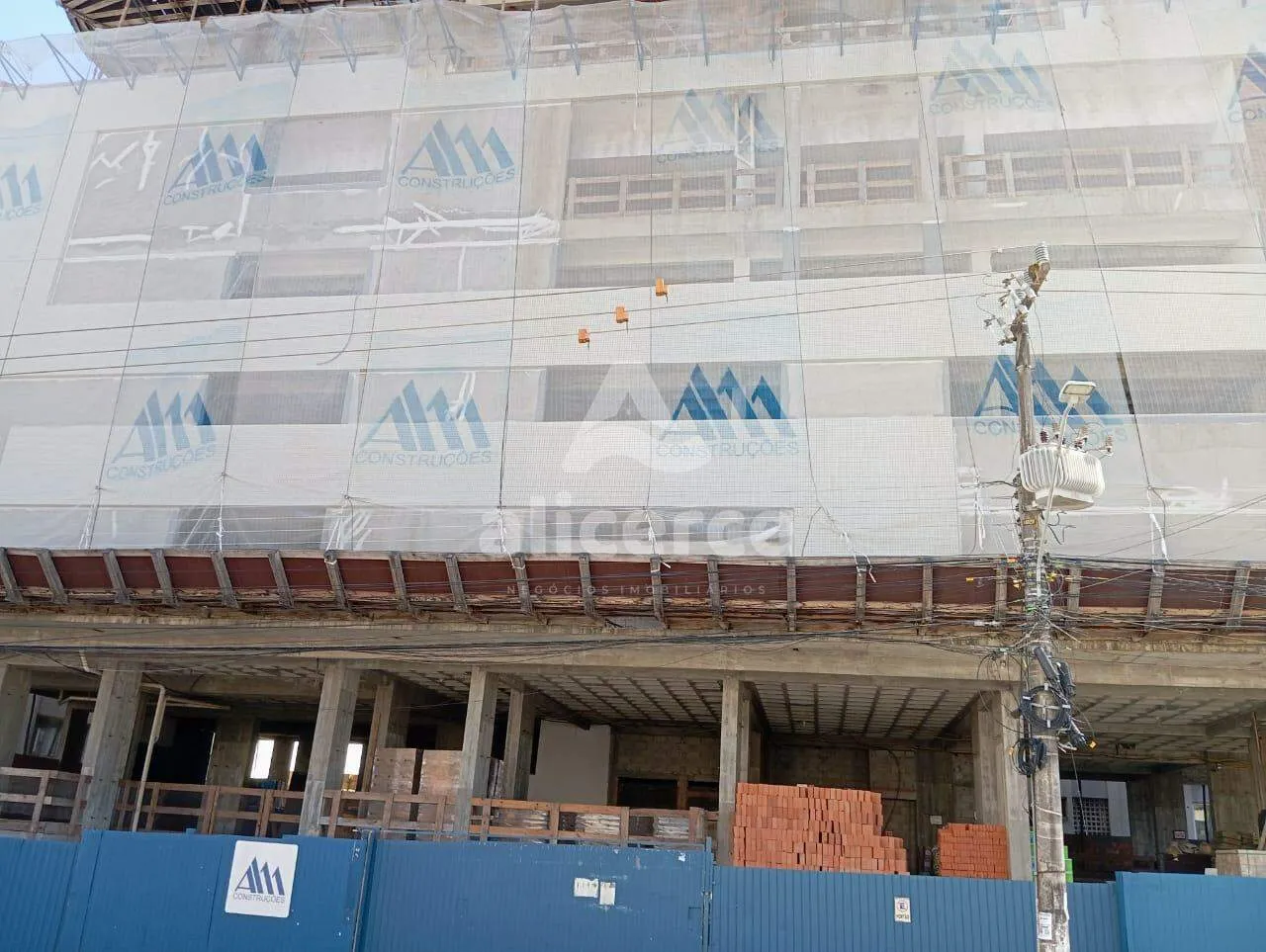 Imagem Apartamento à venda com 3 quartos 3 suítes, 119m² em Kobrasol São José