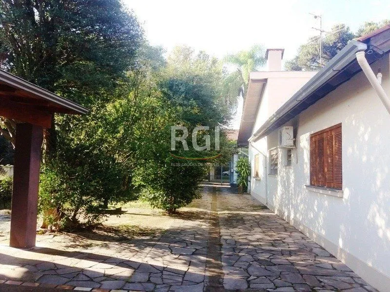 Imagem Casa para Venda - 250m², 5 dormitórios, sendo 3 suites, 2 vagas - Ipanema
