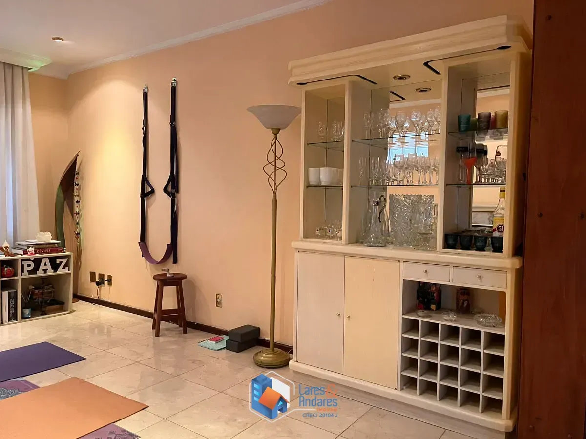 Foto do imóvel Sobrado para venda em Vila Clementino com 3 quartos, sendo 1 suíte, 178m² em Rua Tetsuaki Misawa