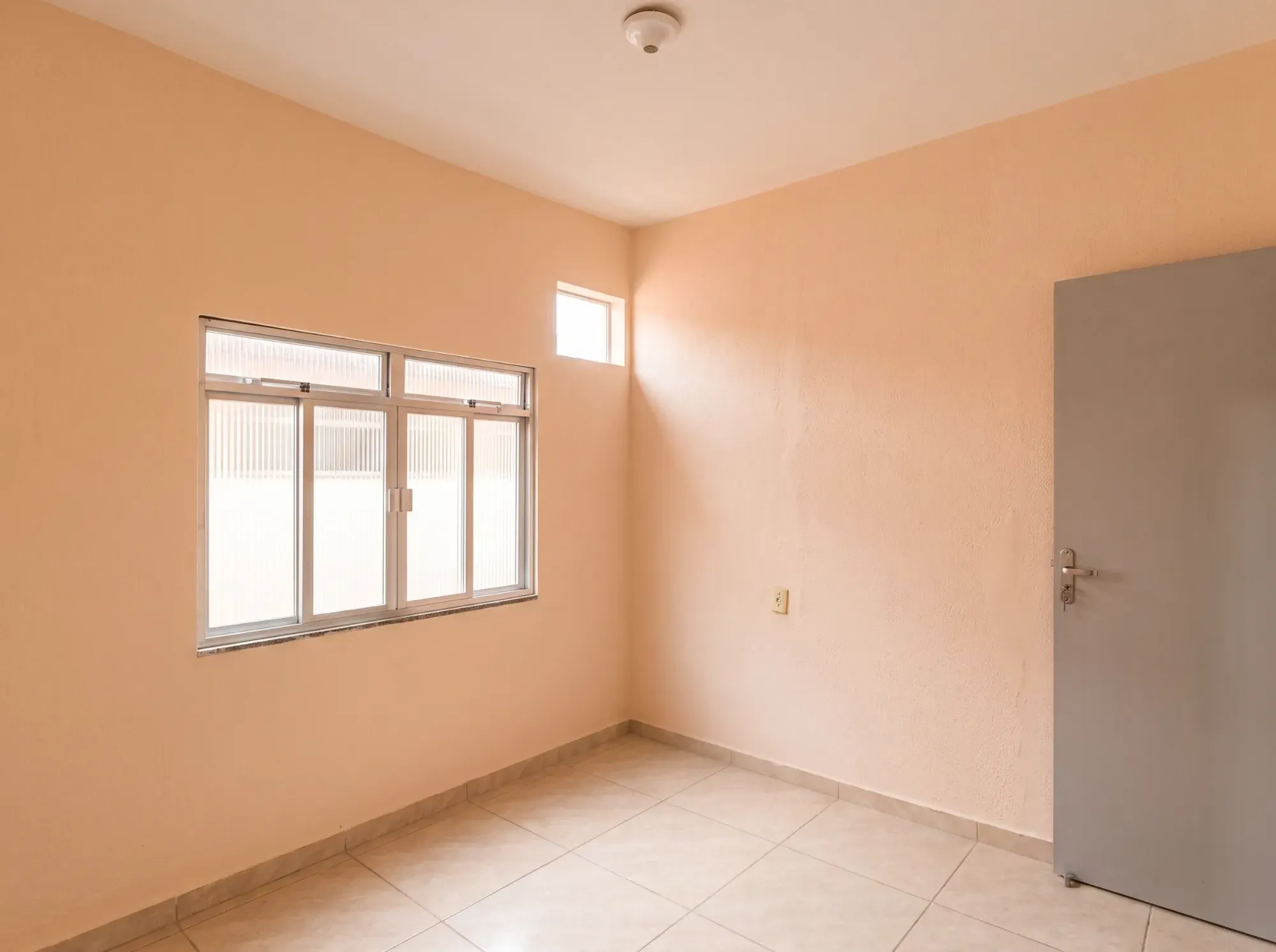 Imagem Casa com 2 Quartos à Venda, 140 m² em Bangu - Rio de Janeiro