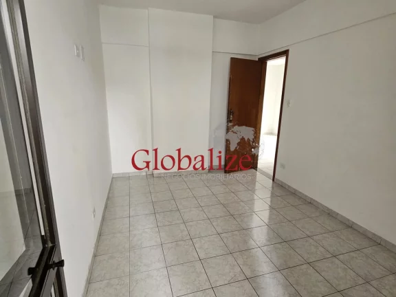 Imagem Apartamento à venda com 78m², 2 quartos, 1 suíte, vaga demarcada, elevador e varanda por R$550.000,00 no Campo Grande em Santos