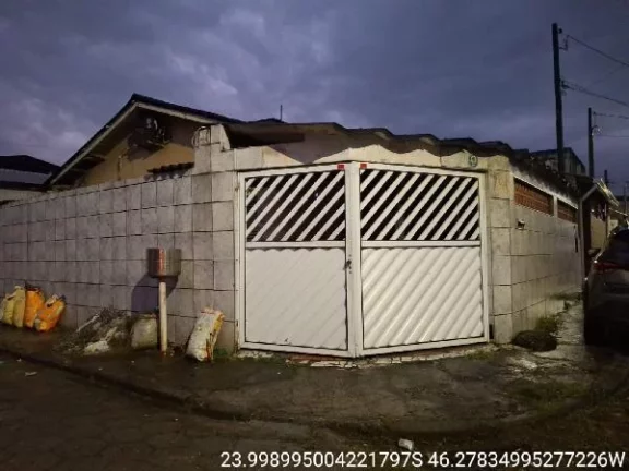 Foto do imóvel Oportunidade Única em GUARUJA - SP | Tipo: Casa | Negociação: Leilão | Situação: Imóvel em RUA ADELINO DOS SANTOS(ANTIGA RUA 5)