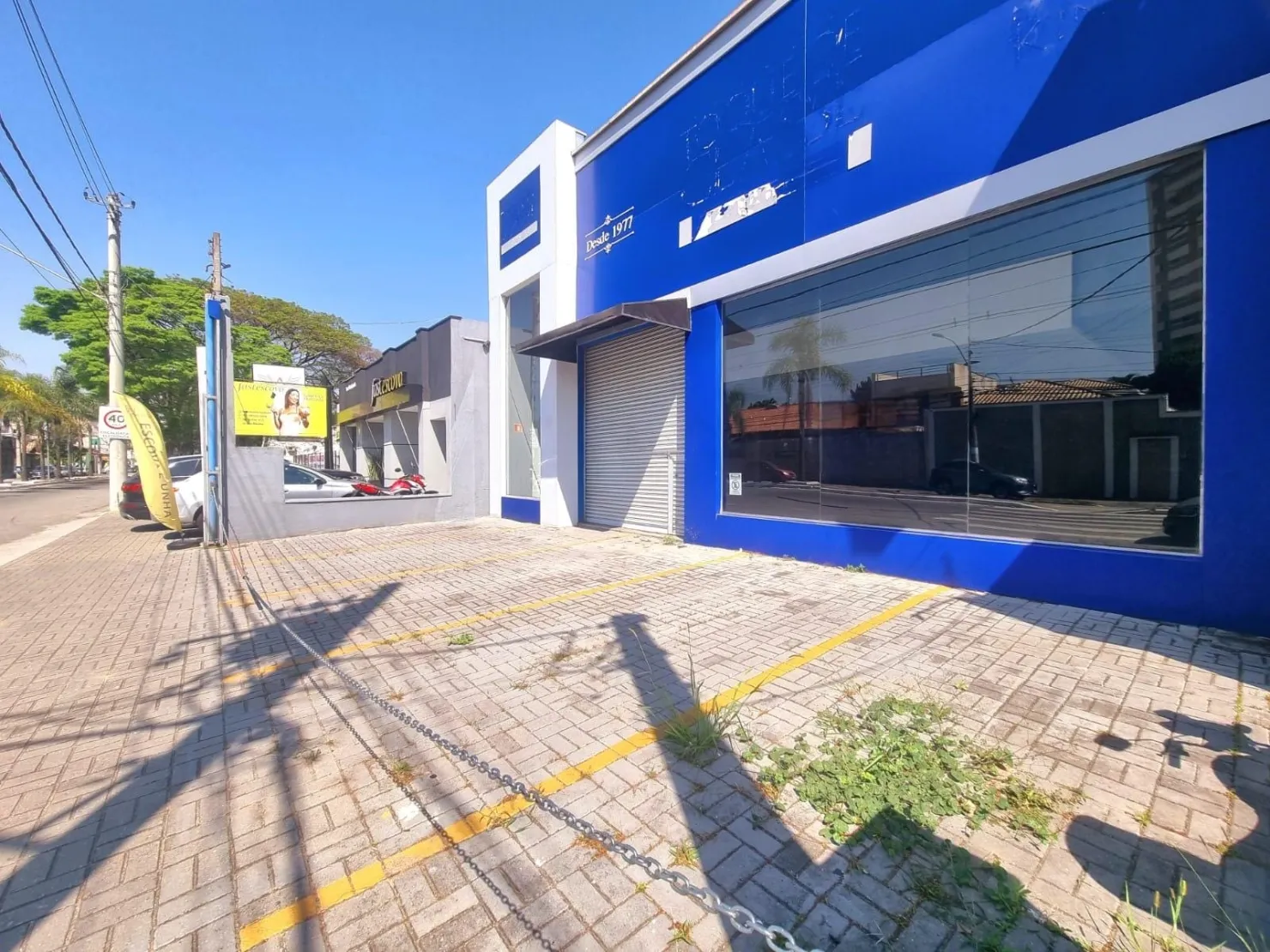Foto do imóvel Imponente Ponto Comercial com 300m² para Locação em Local de Alta Visibilidade na Avenida Itália, Taubaté, SP