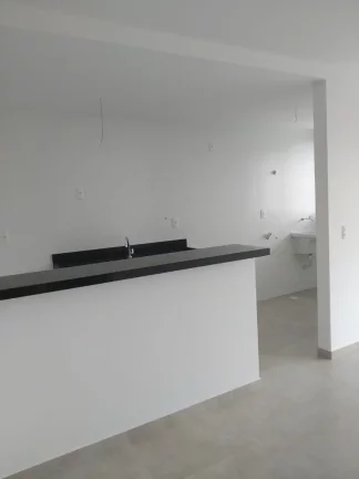 Imagem Belíssimo 2 quartos sendo uma suíte . Prédio com área de lazer.