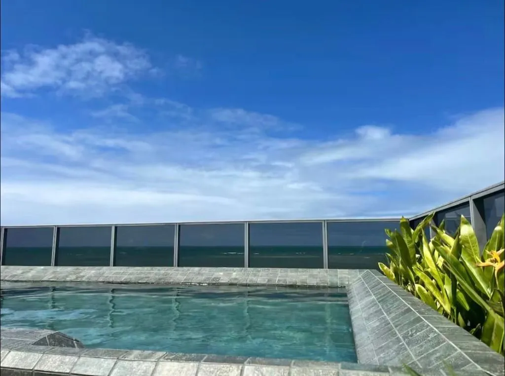 Imagem Flat à venda rentabilizando por R$ 450.000 - Bessa - João Pessoa/PB