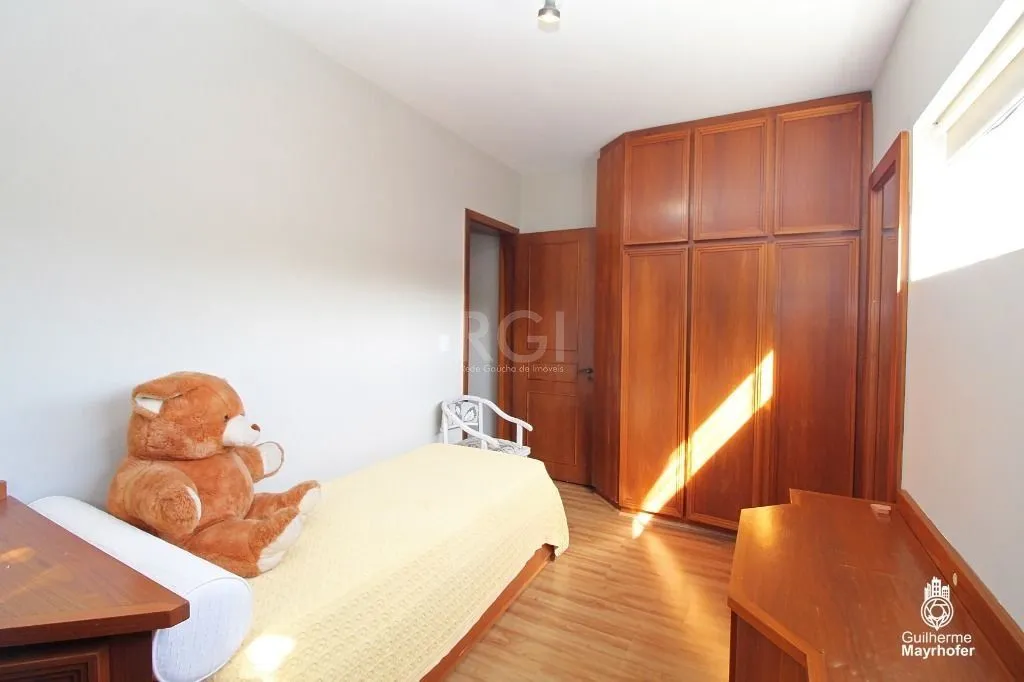 Imagem Casa Para comprar com 5 Dormitórios à venda, 420 m²-Cavalhada - Porto Alegre/RS