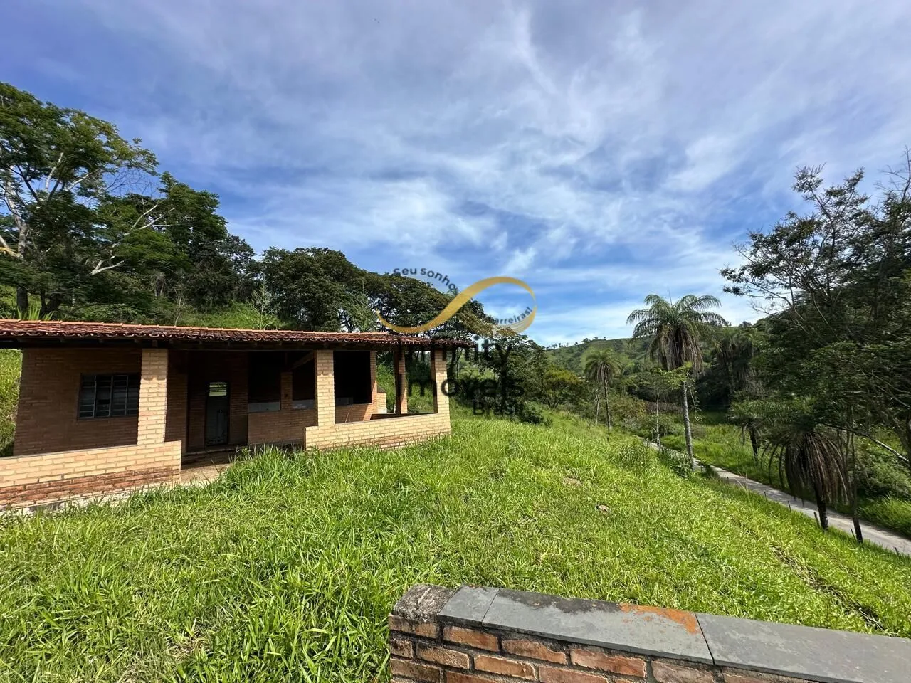 Imagem Sítio à venda no bairro Inácia de Carvalho - São José da Lapa/MG