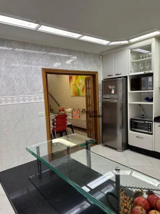 Imagem Sobrado com 3 dormitórios à venda, 195 m² por R$ 1.115.000 - Vila Camilópolis - Santo André/SP