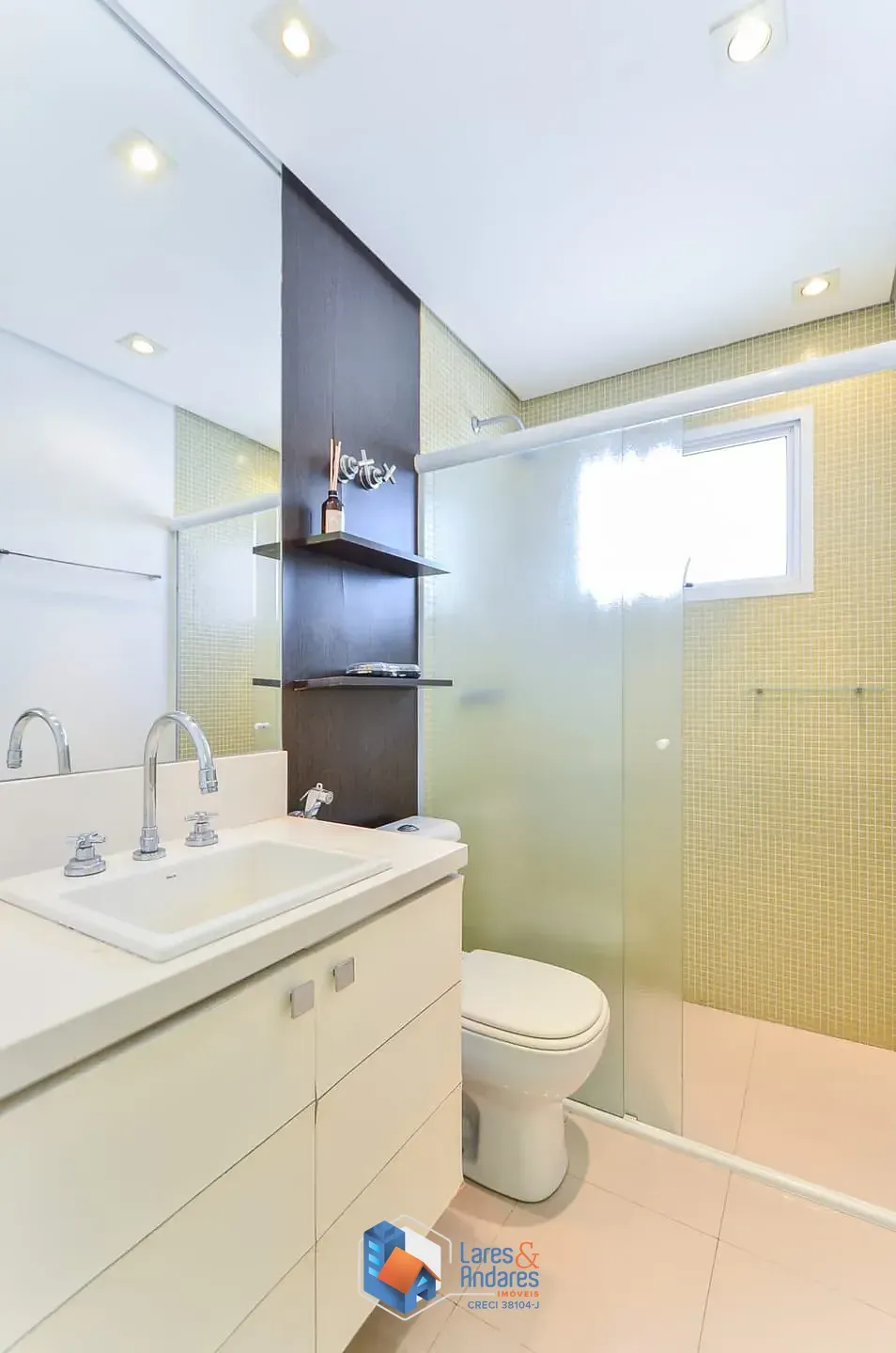 Imagem Sobrado para venda em Jardim das Vertentes com 3 quartos, sendo 1 suíte, 160m²