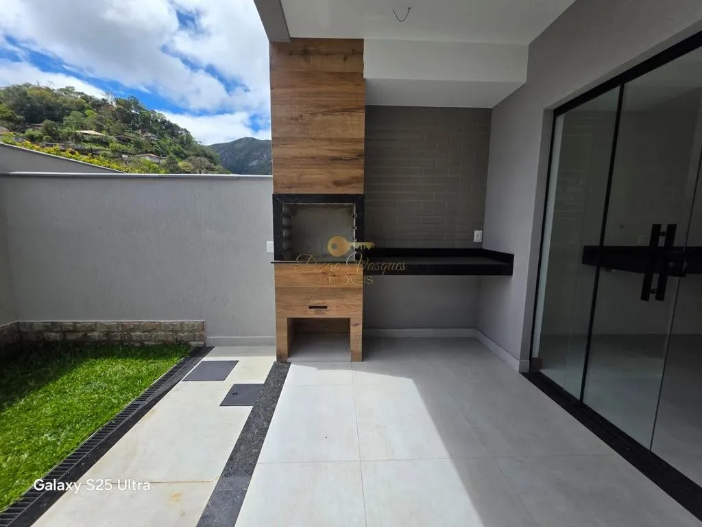 Imagem Casa em Condomínio para Venda em Teresópolis / RJ no bairro Alto
