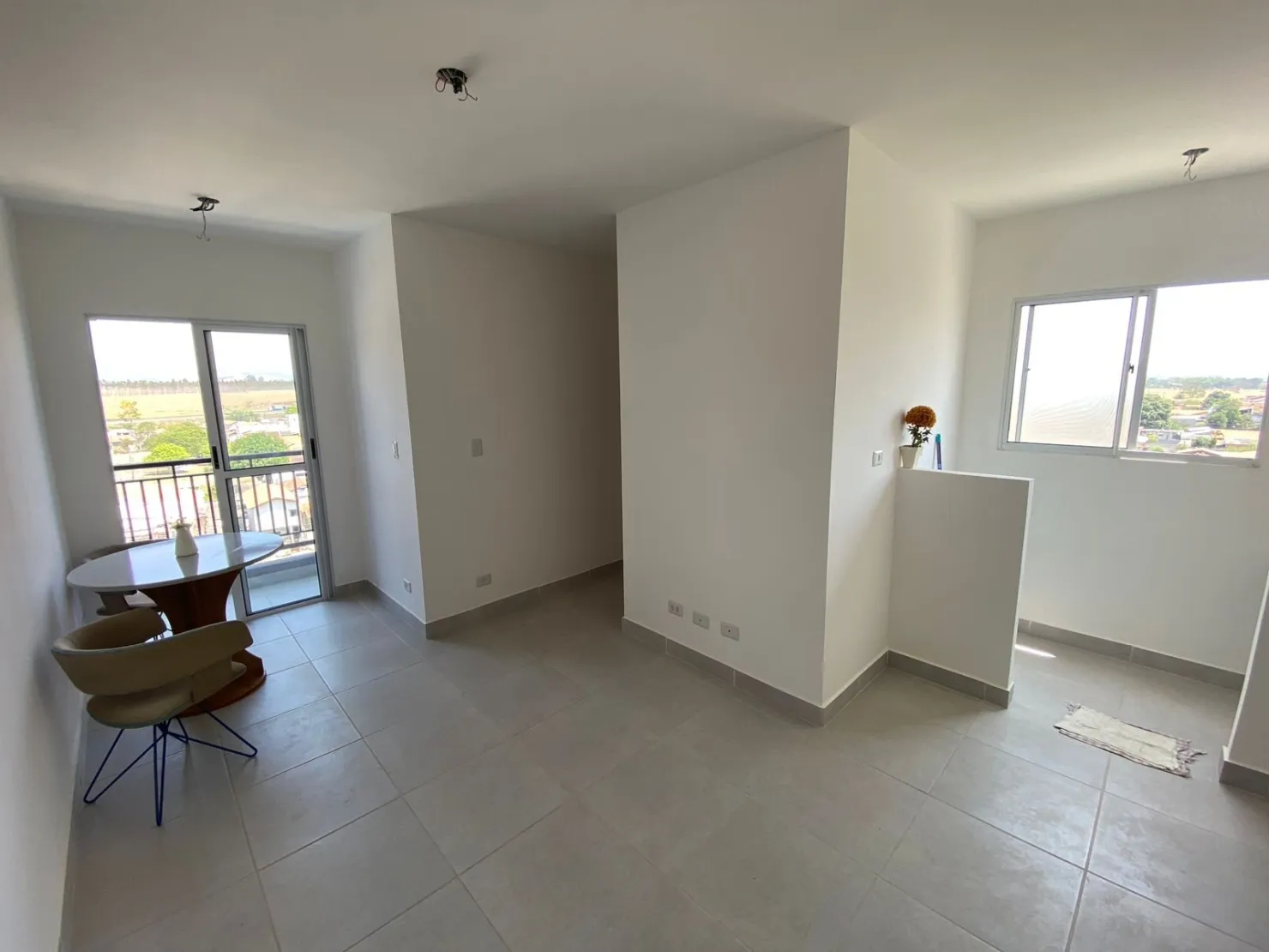 Foto do imóvel Apartamento à venda 2 dormitórios com sacada e vista privilegiada para a Serra, Feital, Pindamonhangaba, SP