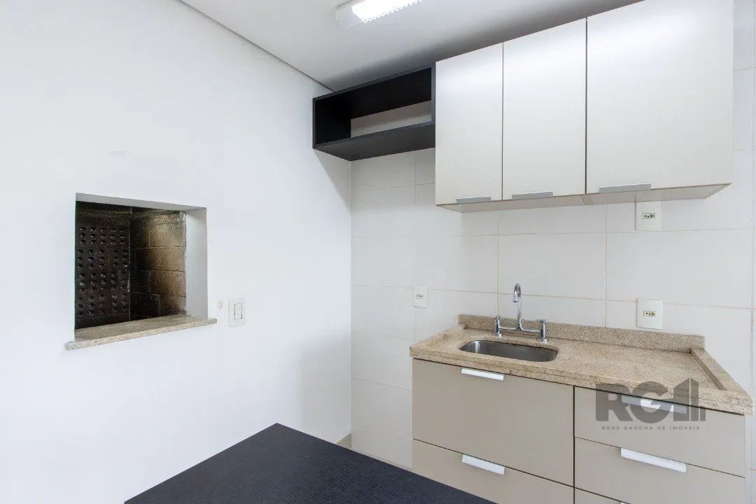 Imagem Apartamento semi-mobiliado, com área privada de 50,95 M2