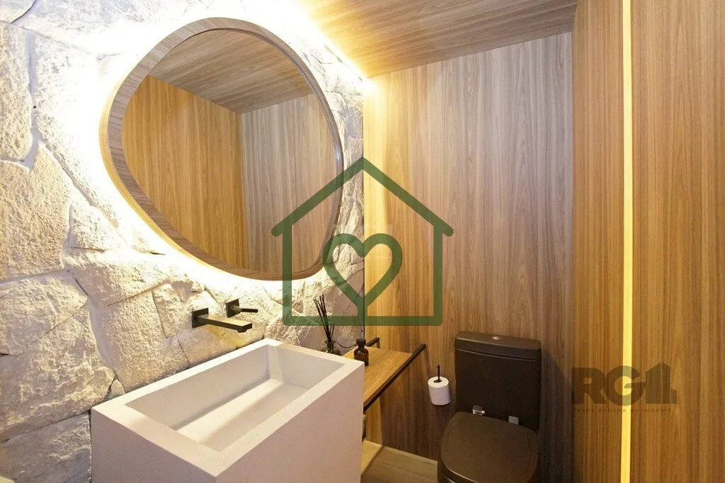 Imagem Apresento um sofisticado apartamento de 151 m² privativos no 18º andar, situado no bairro Menino D...