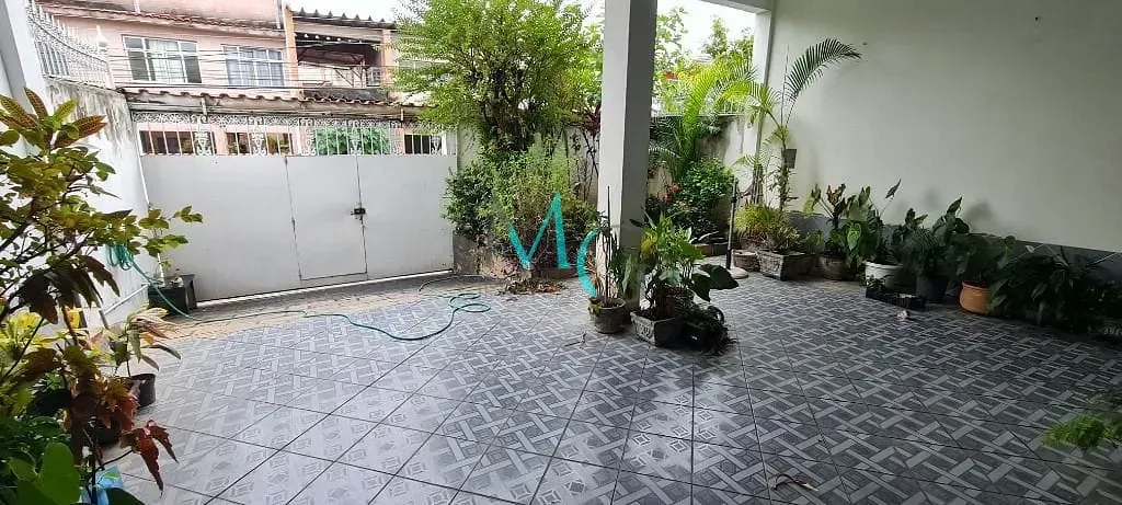 Imagem Casa com 3 dormitórios à venda, 392 m² por R$ 750.000,00 - Campo Grande - Rio de Janeiro/RJ