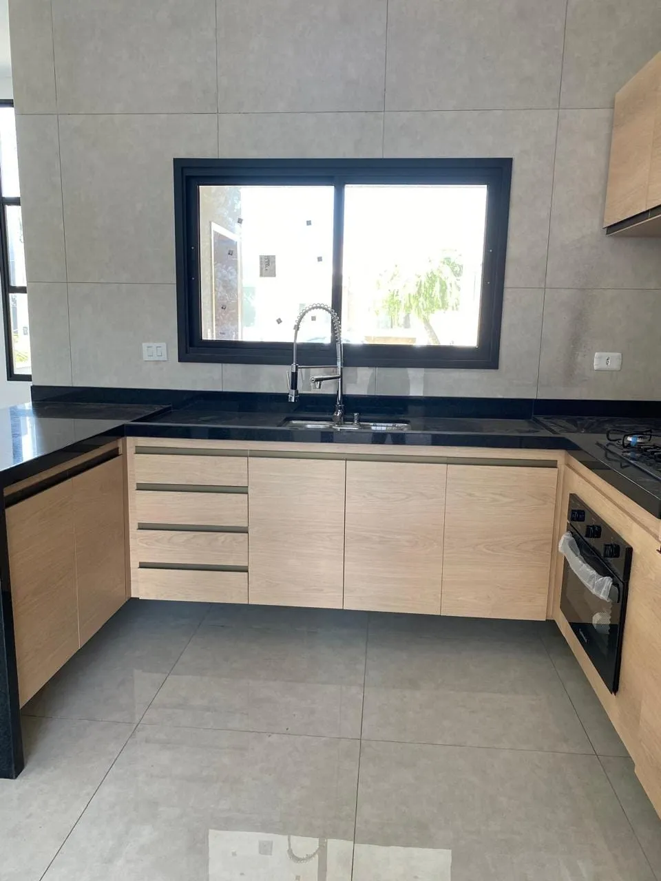Imagem Maravilhosa Casa à venda no Laguna com 3 Dorms, 1 Suite, 2 Vagas, Residencial Maricá, Pindamonhangaba - SP | Condomínio Residencial Laguna