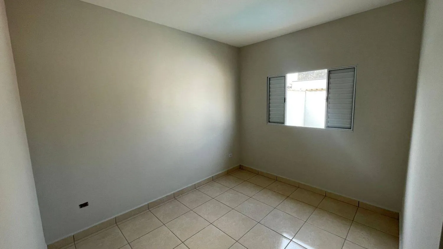 Imagem CASA NOVA 3 DORM COM PISCINA LADO PRAIA EM ITANHAEM