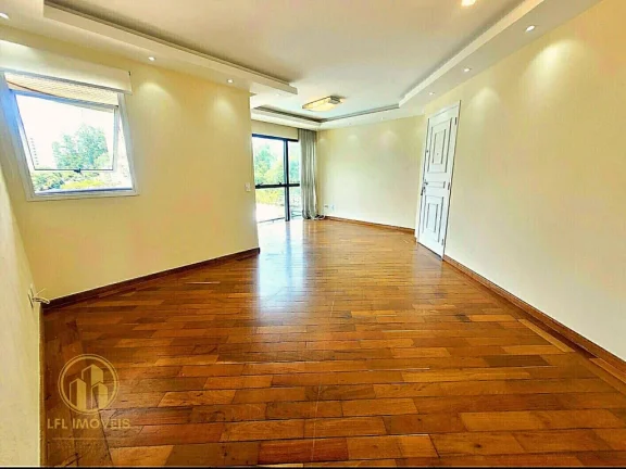 Imagem Espaçoso Apartamento de 3 Dormitórios e 3 vagas, na Vila Suzana