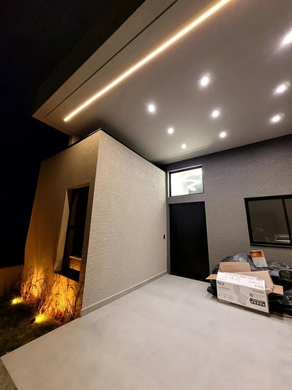 Foto do imóvel Casa em Condomínio de Luxo com 3 Suítes em Cajuru do Sul, Sorocaba-SP: 122m², 3 Quartos, 1 Sala e 2 Vagas de Garagem! em JARDIM TERRAS DE SÃO FRANCISCO, SOROCABA - SP