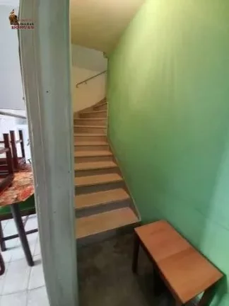 Imagem SOBRADO BEM LOCALIZADO COM 2 DORM, 1VAGA, EDÍCULA