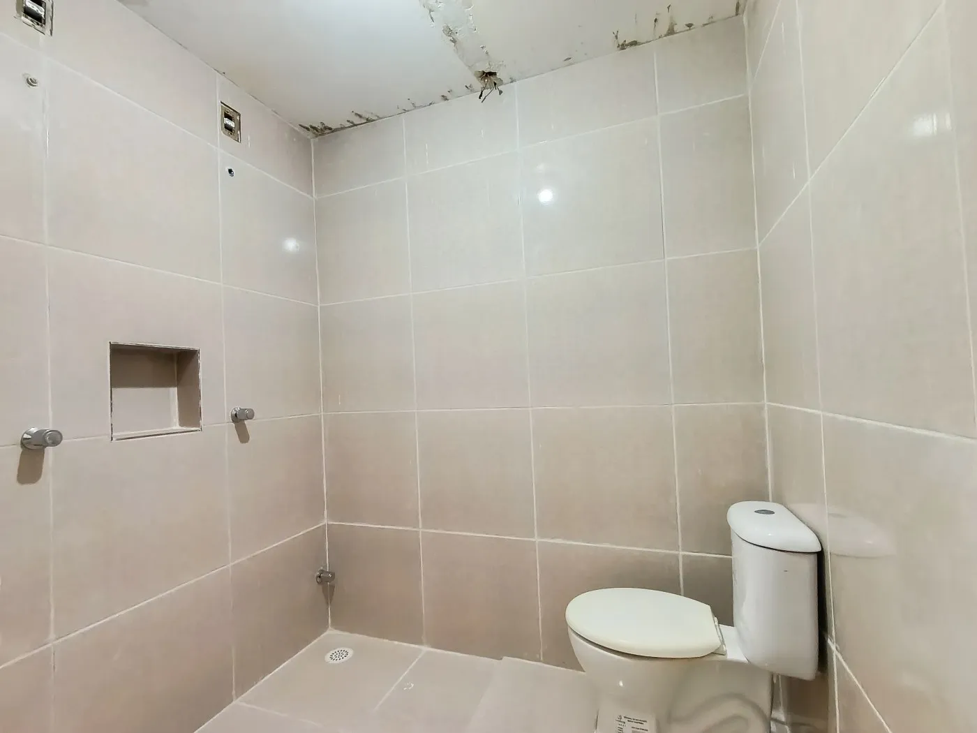 Imagem Casa para Venda em Maceió, Pajuçara, 3 dormitórios, 1 suíte, 3 banheiros