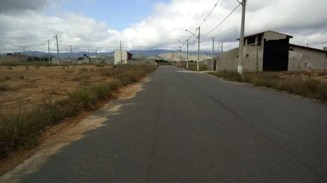 Imagem Terreno à venda 214M², Cesar Park, Pindamonhangaba - SP