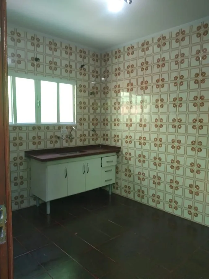 Imagem Casa à Venda - Espaço, Conforto e Segurança para sua Família
