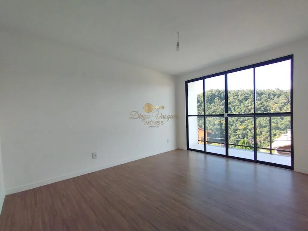 Imagem Casa em Condomínio para Venda em Teresópolis / RJ no bairro Albuquerque