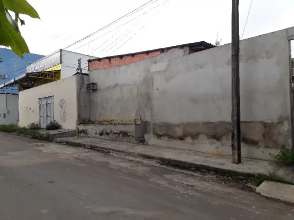 Imagem Excelente Terreno no bairro Parque 10, perto de padaria , de supermercado e da via principal