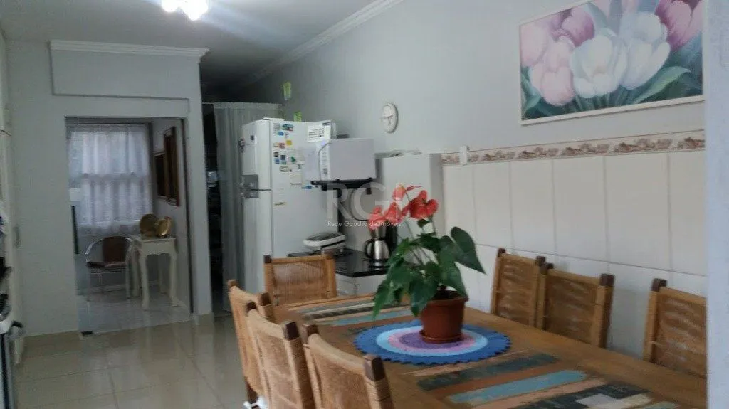 Imagem Casa para Venda - 289m², 4 dormitórios, sendo 1 suites, 4 vagas - Cavalhada
