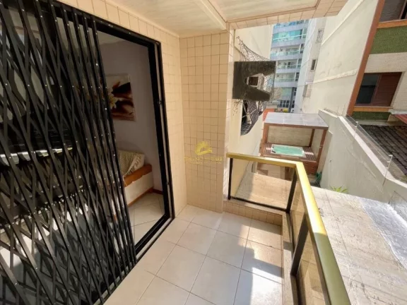 Imagem Excelente oportunidade de investimento! Este belíssimo apartamento de 3 Dormitórios, sendo 1 suít...