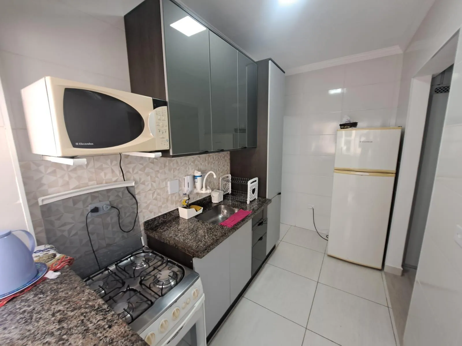 Imagem Apartamento para Venda em Praia Grande, Aviação, 1 dormitório, 1 banheiro, 2 vagas