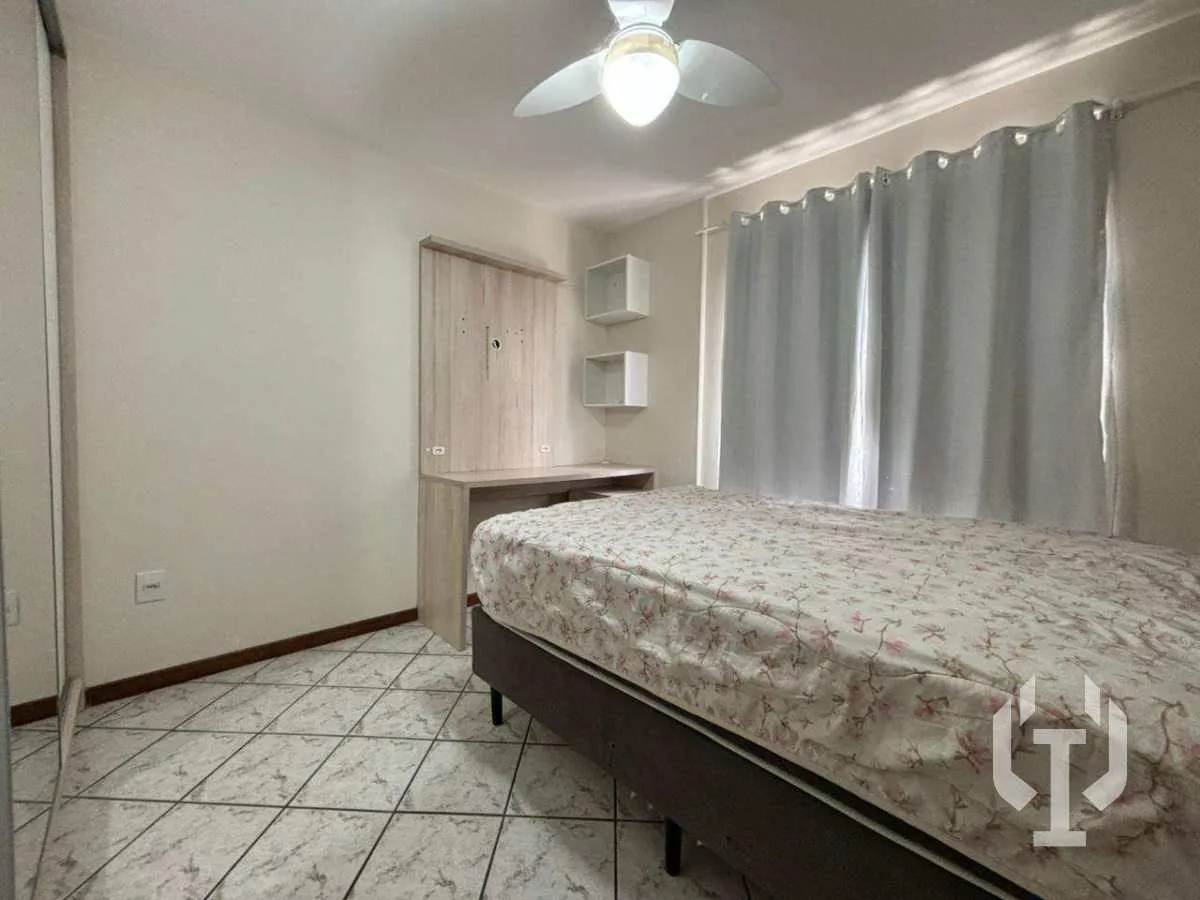 Imagem Apartamento Mobiliado com Terraço em Meia Praia