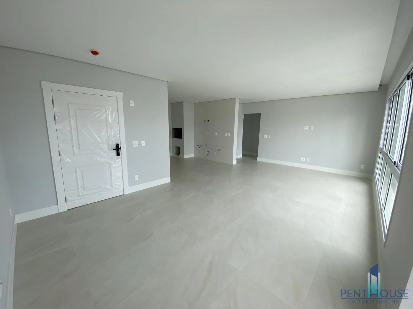 Imagem Apartamento Zona Central para Venda em Balneário Camboriú, CENTRO, 4 dormitórios, 2 suítes, 3 banheiros, 2 vagas