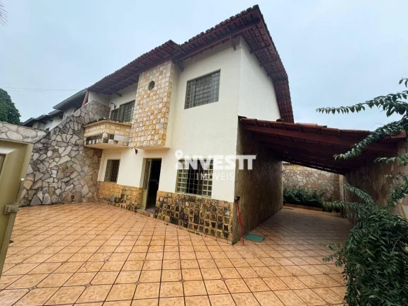 Imagem Sobrado com 4 dormitórios à venda, 280 m² por R$ 620.000,00 - Setor Sudoeste - Goiânia/GO