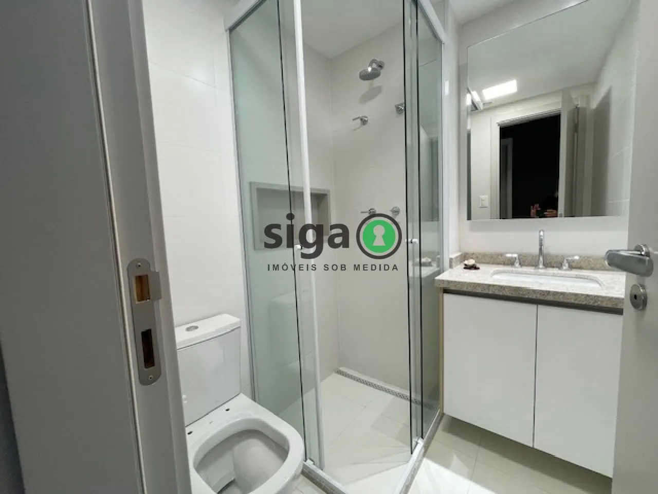 Imagem Apartamento mobiliado para VENDA com 2 dorms, sendo 1 suite, 1 vg com vista eterna para o Jd Europa