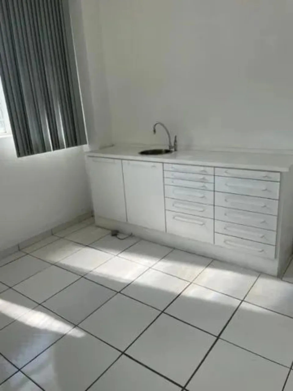 Imagem Excelente oportunidade de locação: Sala comercial na Vila Barcelona, Sorocaba-SP com 5 salas, 2 banheiros e 109m² de área.