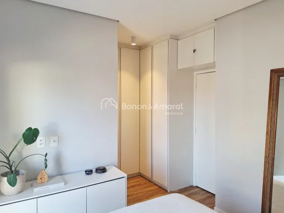 Imagem Casa à venda em condomínio próximo ao Parque Taquaral e Shopping Dom Pedro - reformada, moderna e...