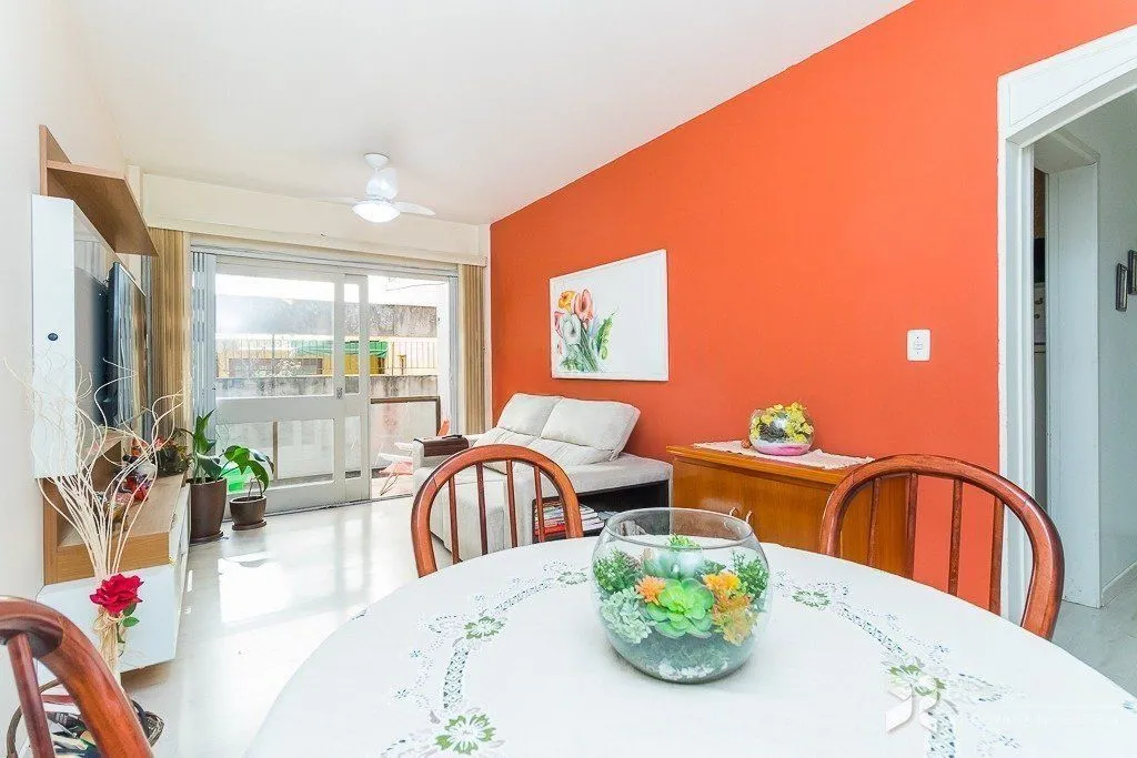 Imagem apartamento com 82 m² de área privativa e vaga no bairro Petrópolis