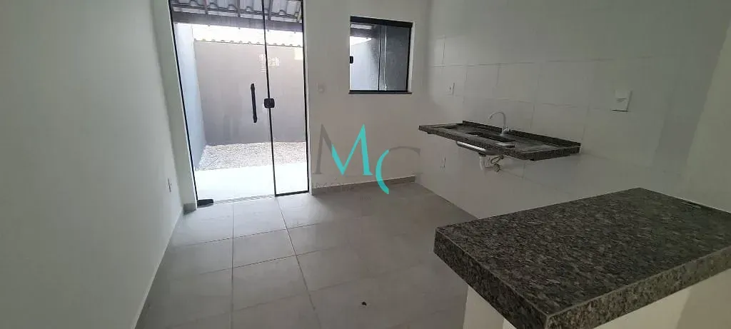 Imagem Casa com 2 dormitórios à venda, 60 m² por R$ 235.000,00 - Campo Grande - Rio de Janeiro/RJ
