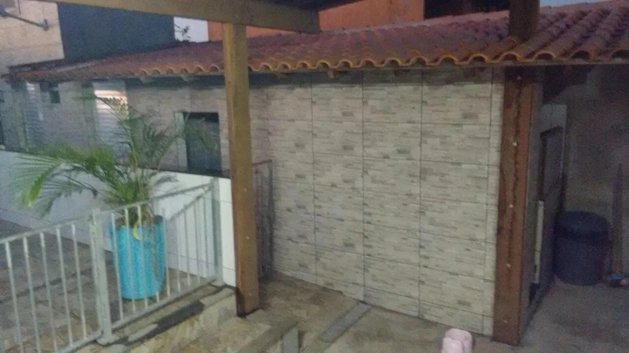 Imagem Casa em Condomínio para Venda em São Pedro da Aldeia / RJ no bairro Rua do Fogo