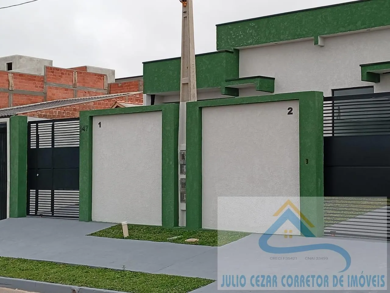 Foto do imóvel Casa para Venda em São José dos Pinhais, Barro Preto, 3 dormitórios, 1 suíte, 2 banheiros, 2 vagas em Barro Preto, São José dos Pinhais - PR