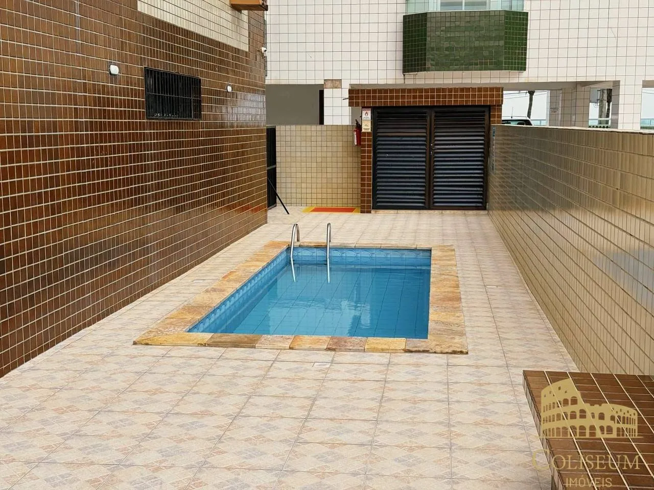 Imagem Apto 1 Dorm, 50mts da Praia, Sauna e Piscina R$ 320.000 - Maracanã