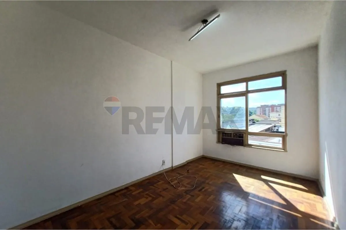 Imagem Apartamento 56m² em Engenho Novo - R$ 160.000 - Pronto para você reformar do seu jeito