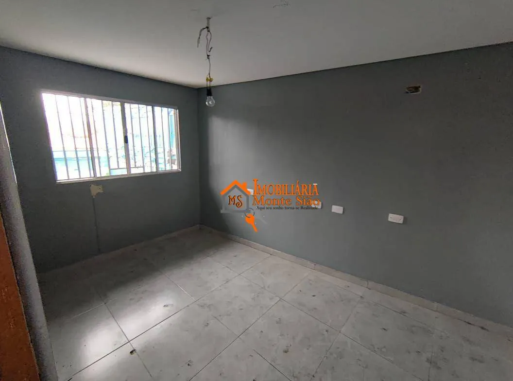 Imagem Casa térrea com 245m² de terreno, com 6 salas, oportunidade para investidor no Jardim Vila Galvão - Guarulhos/SP