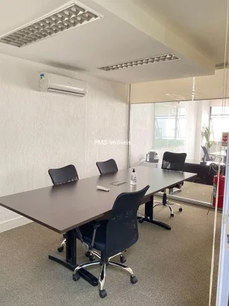 Imagem Prédio Monousuário com 615m² para locação no RJ.