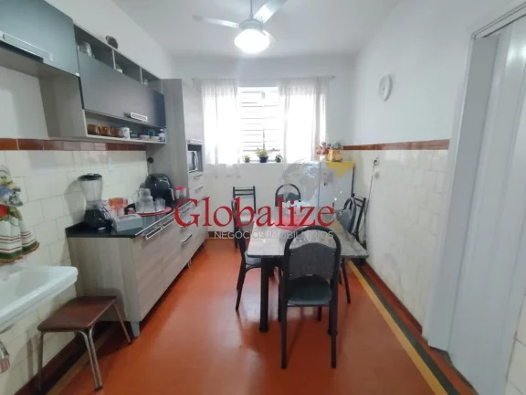 Imagem Sobrado à venda com 3 dormitórios e 1 vaga no bairro do Macuco em Santos por R$ 850.000,00