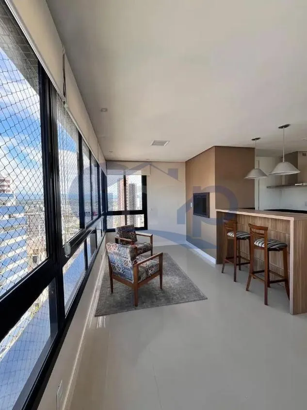 Imagem Apartamento a venda com 3 suites no centro de Torres/RS