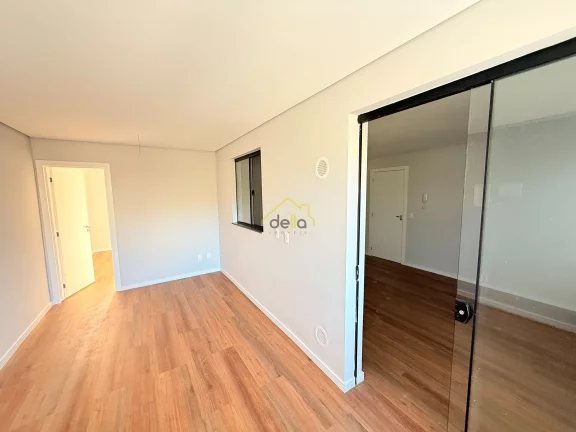 Imagem Apartamento novo com 2 dormitórios à 850 metros do Angeloni da Beira Rio!!