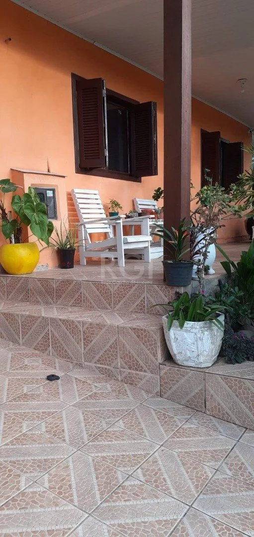 Imagem Casa para Venda - 80m², 3 dormitórios, 2 vagas - Espirito Santo