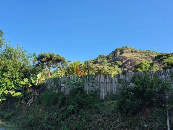 Imagem Chácara com 2 dormitórios à venda, 1100 m² por R$ 398.000,00 - Pitangueiras de Cima - Pedra Bela/SP